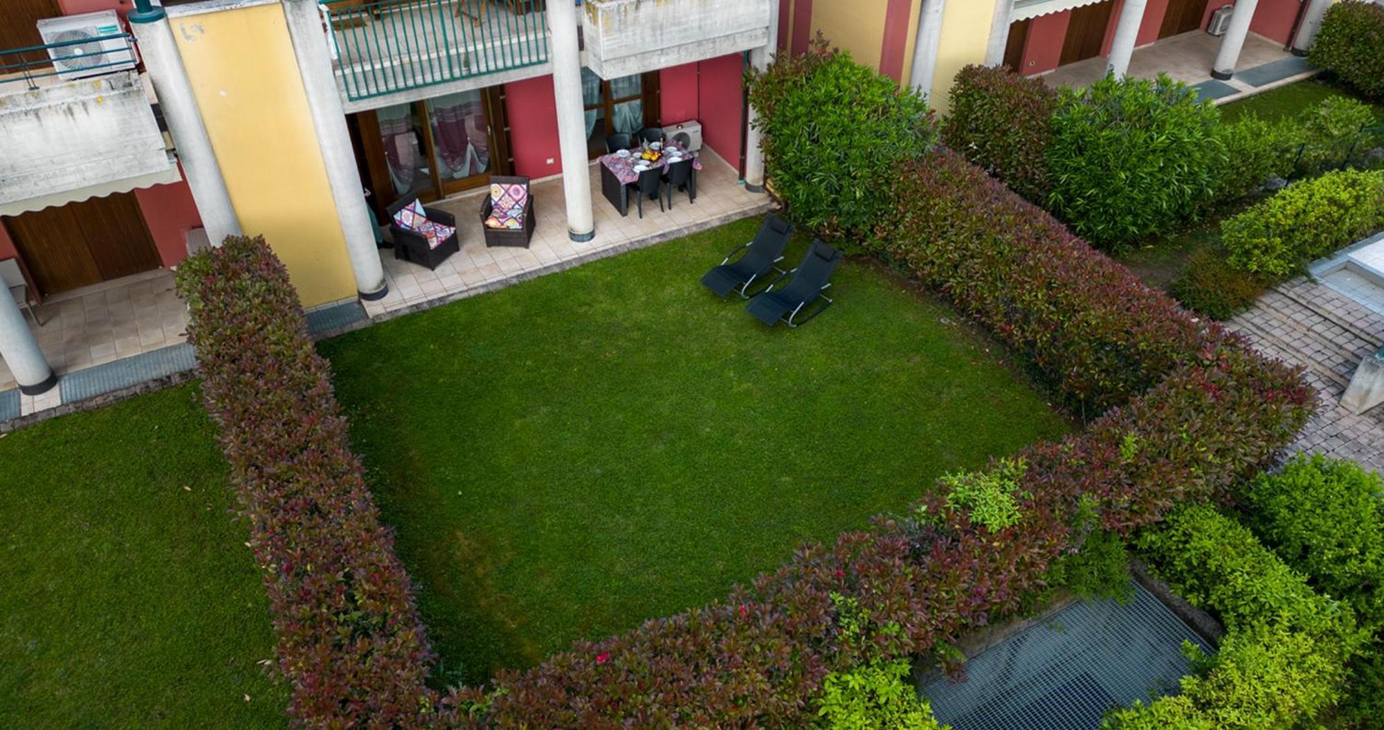 Oleandro Apartment - Featuring A Private Garden And Access To 5 Pools 代森扎诺-德尔加达 外观 照片