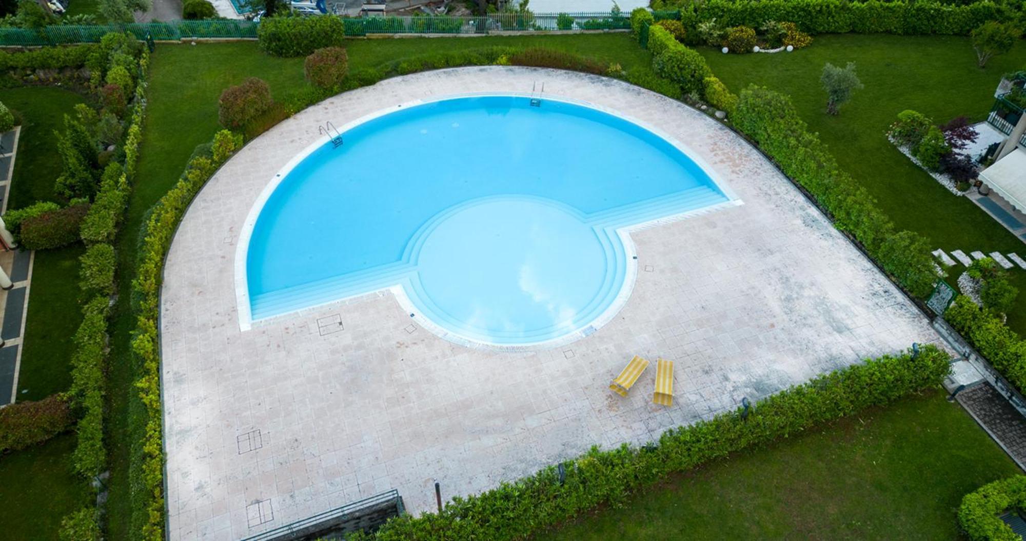 Oleandro Apartment - Featuring A Private Garden And Access To 5 Pools 代森扎诺-德尔加达 外观 照片
